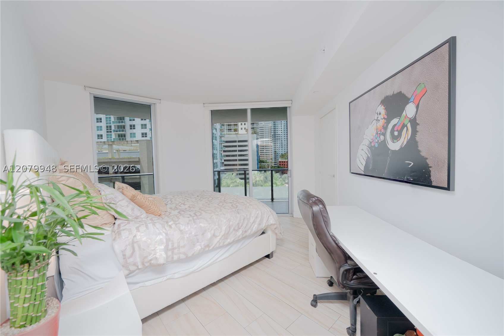 1300 Brickell Bay Dr #710, Miami FL 33131