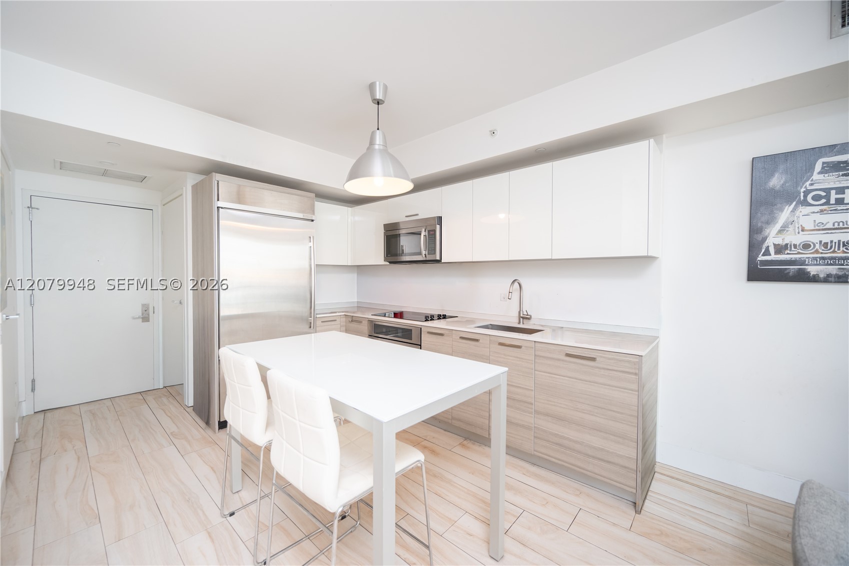 1300 Brickell Bay Dr #710, Miami FL 33131