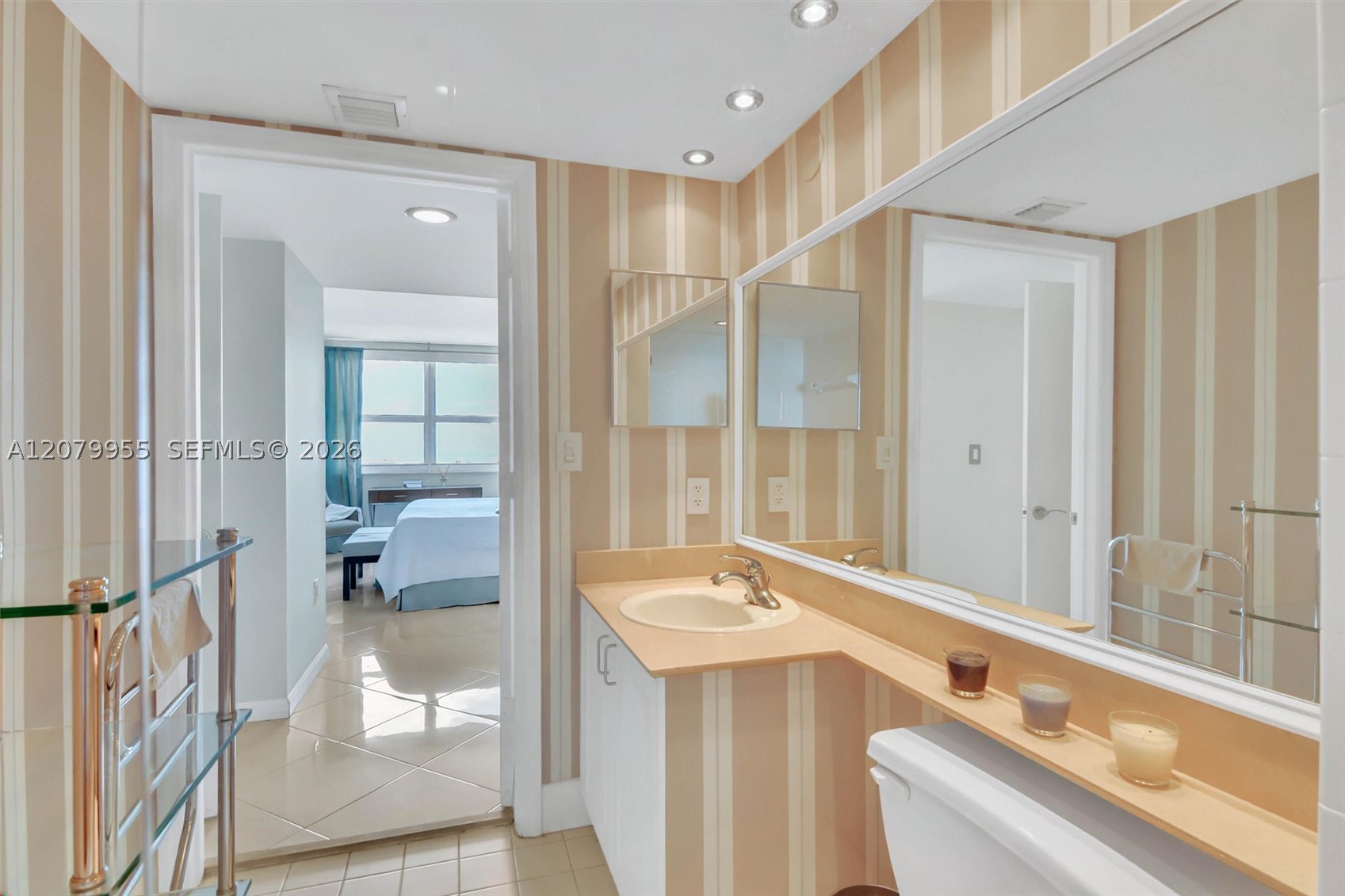 90 Alton Rd #1809, Miami Beach FL 33139