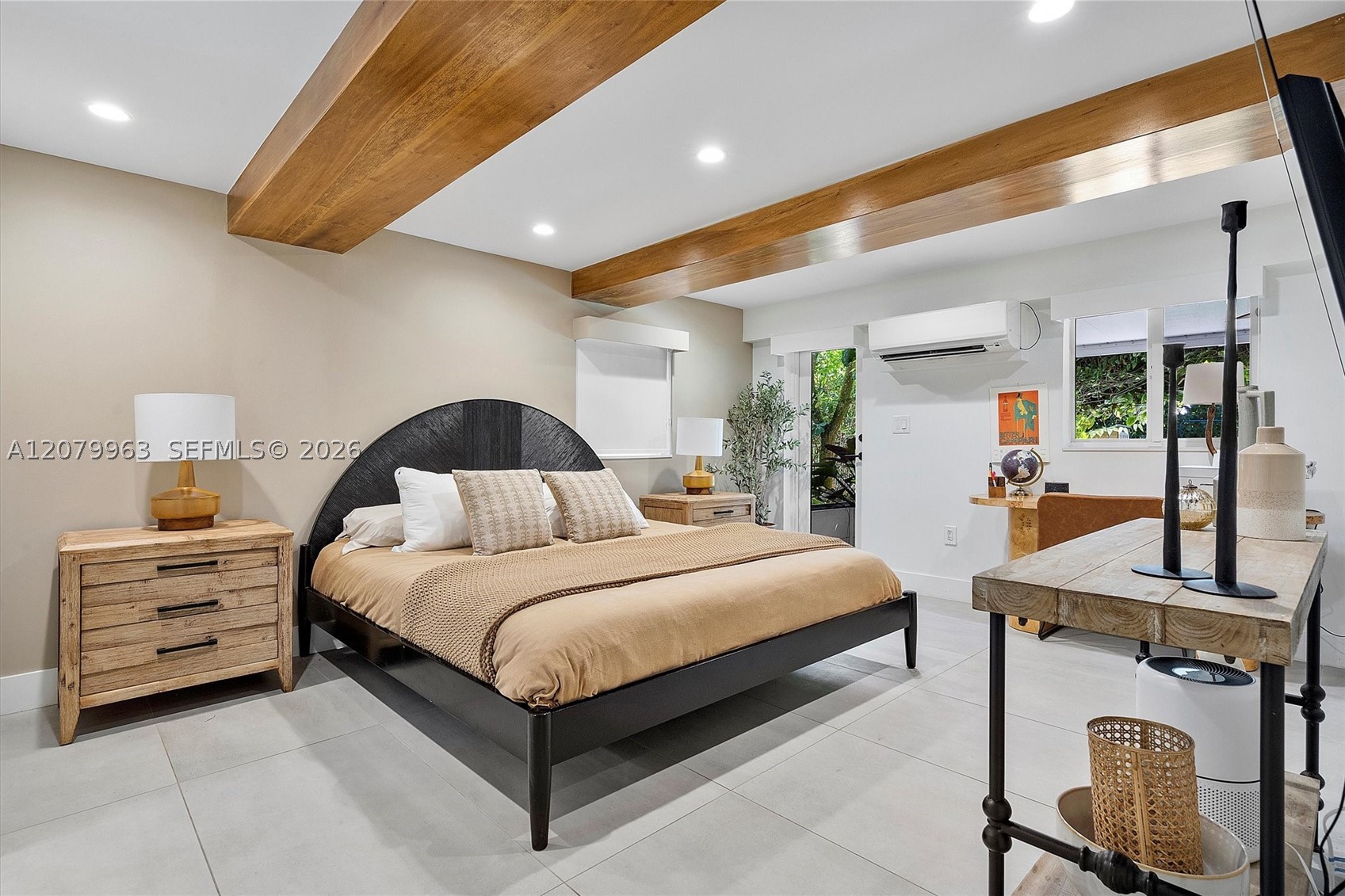 652 NE 105th St, Miami Shores FL 33138