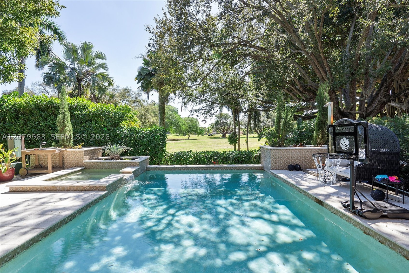 652 NE 105th St, Miami Shores FL 33138