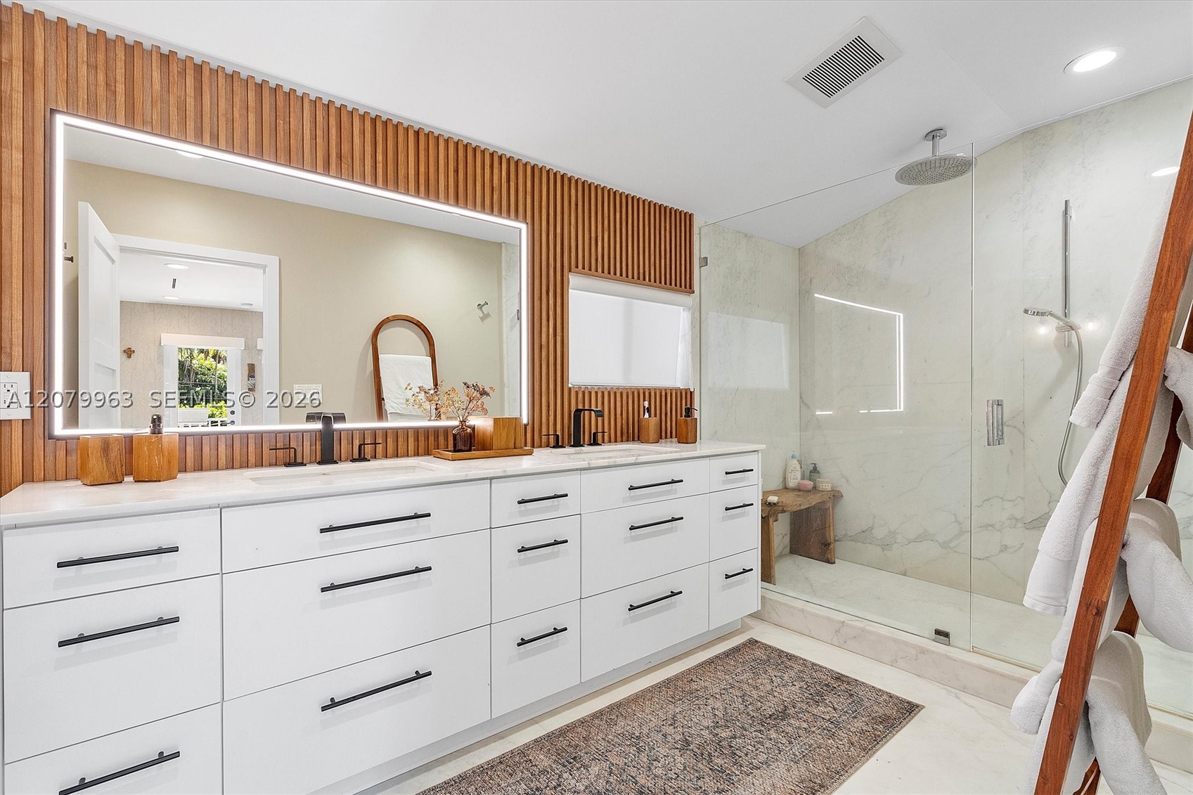 652 NE 105th St, Miami Shores FL 33138