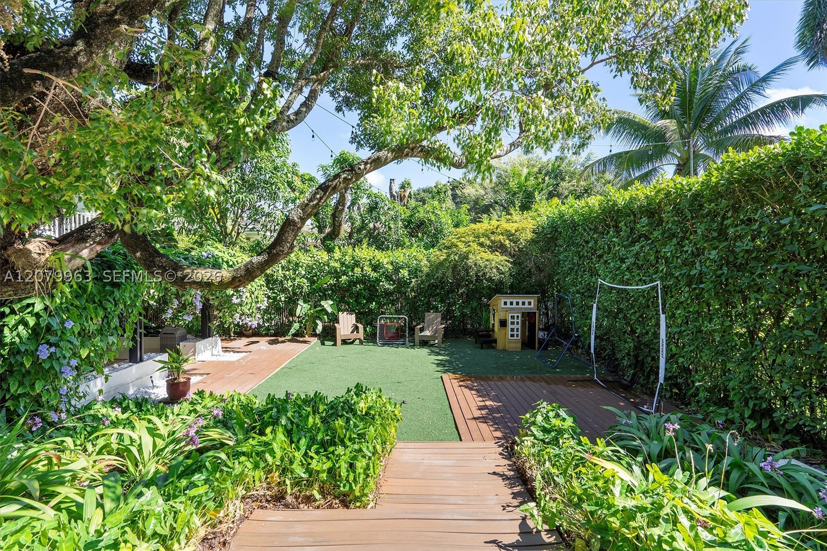 652 NE 105th St, Miami Shores FL 33138