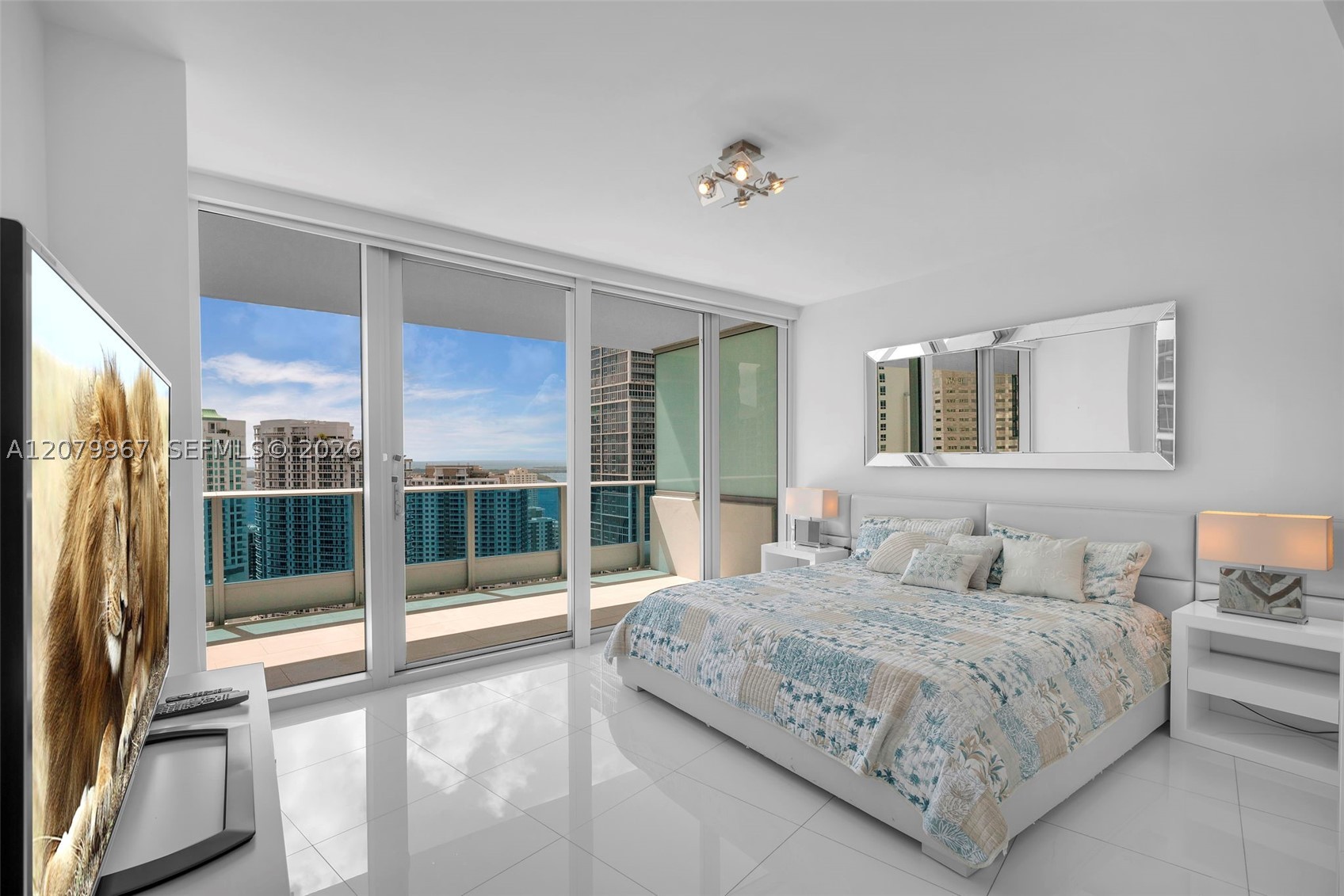 200 Biscayne Boulevard Way #3703, Miami FL 33131