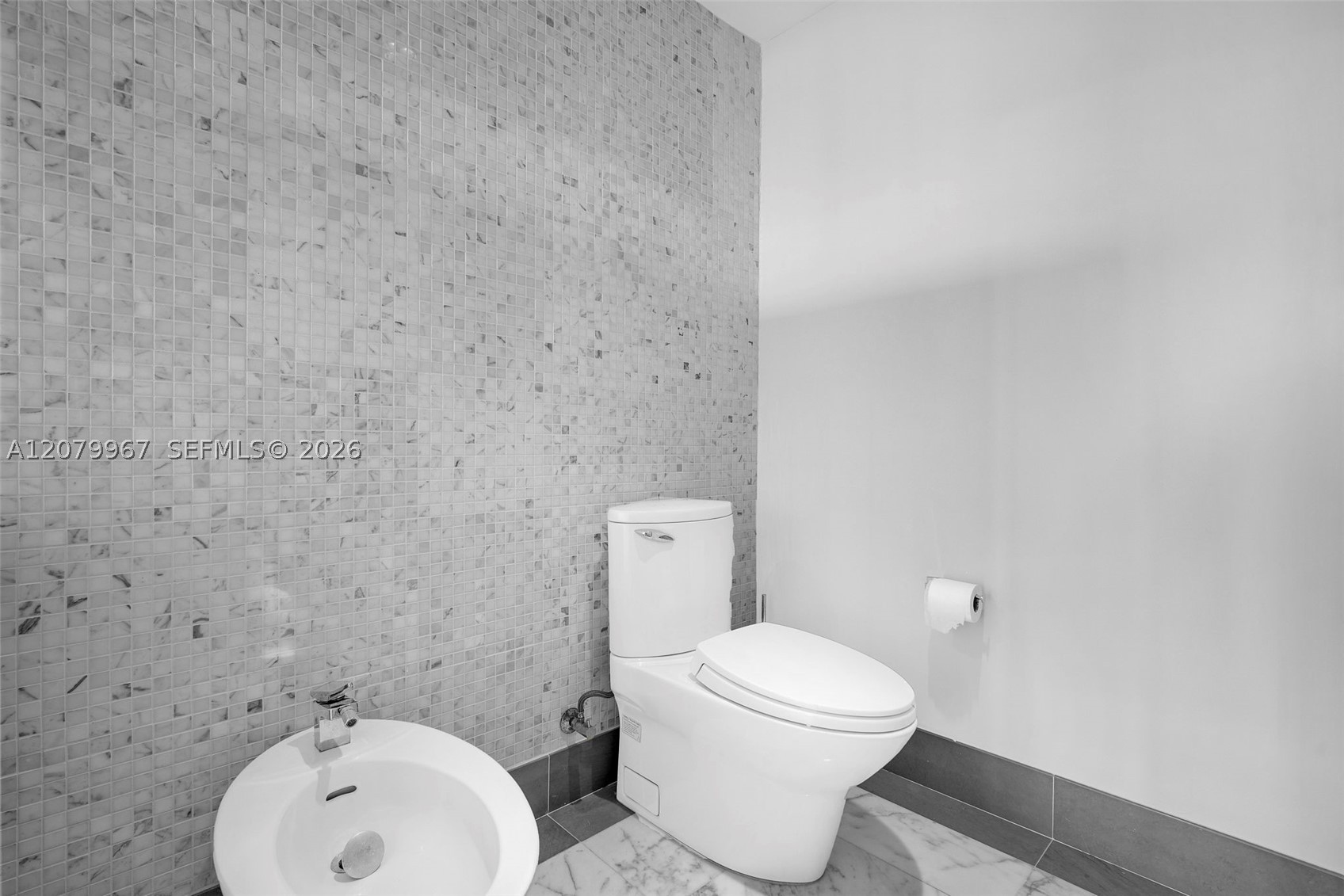 200 Biscayne Boulevard Way #3703, Miami FL 33131