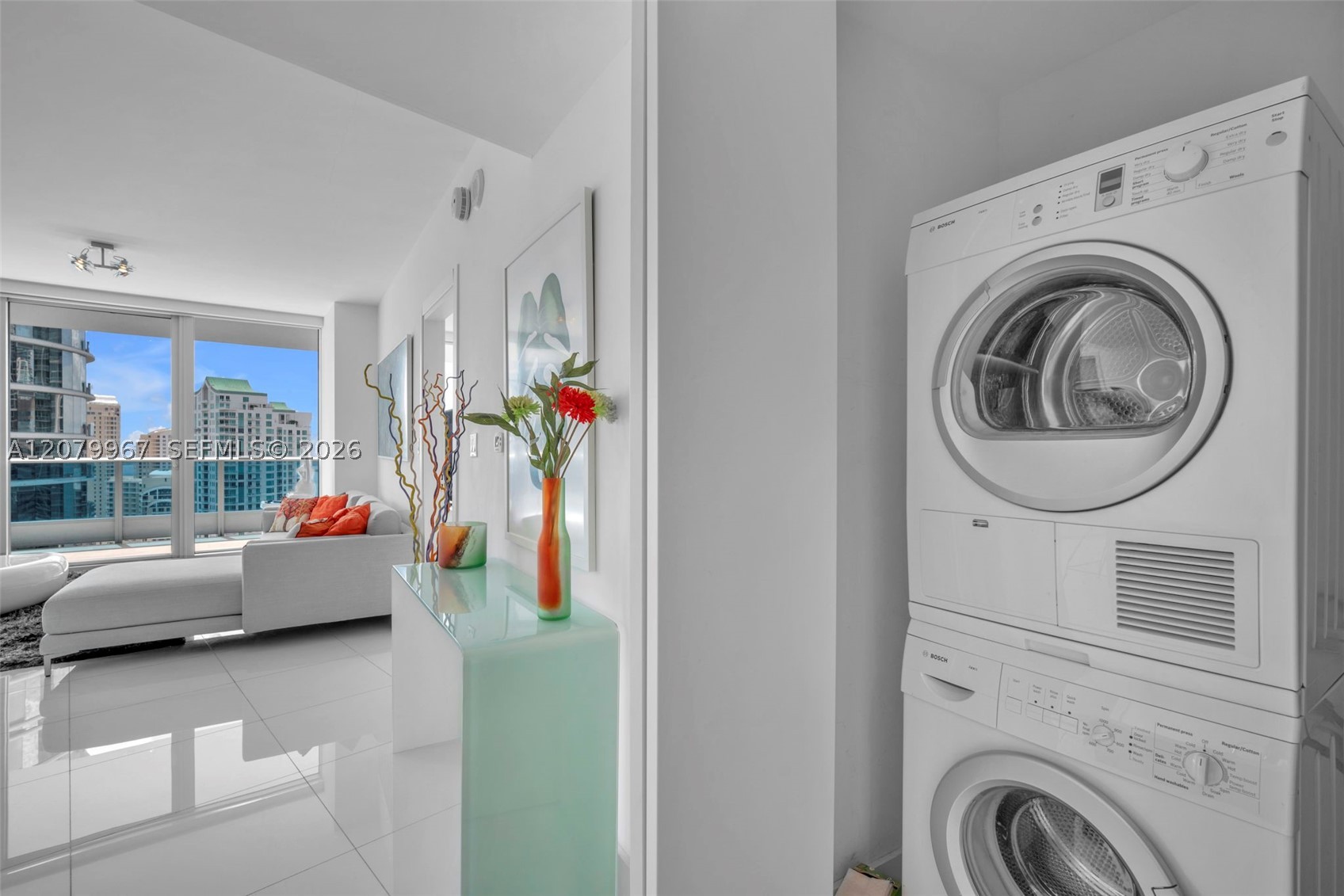 200 Biscayne Boulevard Way #3703, Miami FL 33131