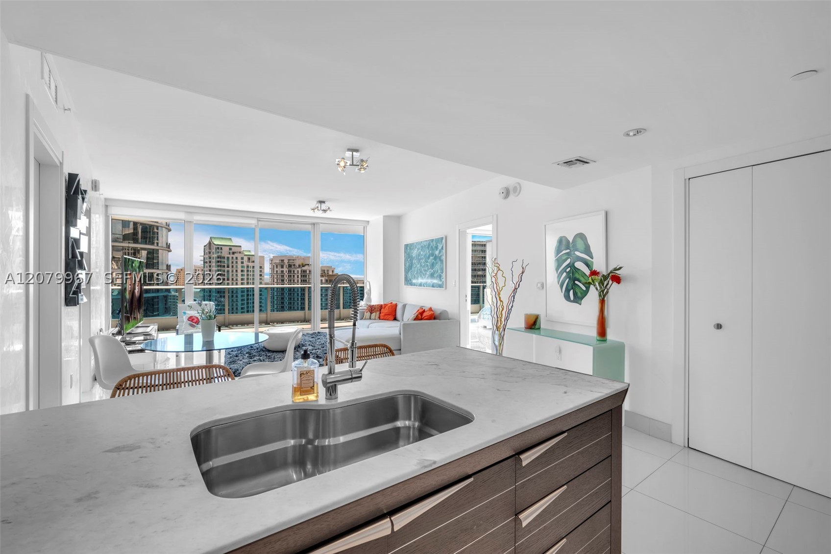 200 Biscayne Boulevard Way #3703, Miami FL 33131