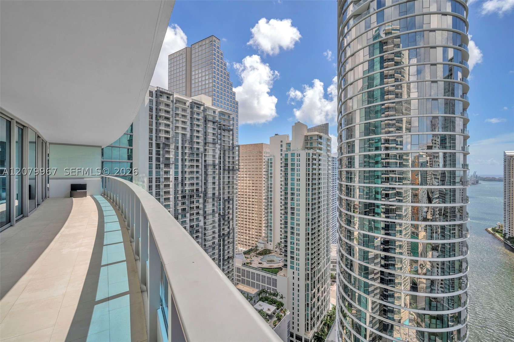 200 Biscayne Boulevard Way #3703, Miami FL 33131