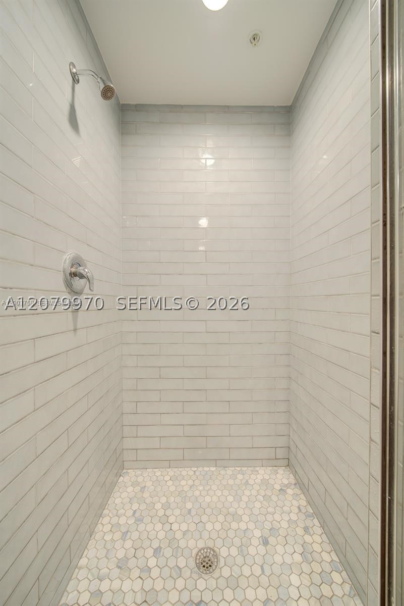 10 SW South River Dr #1105, Miami FL 33130