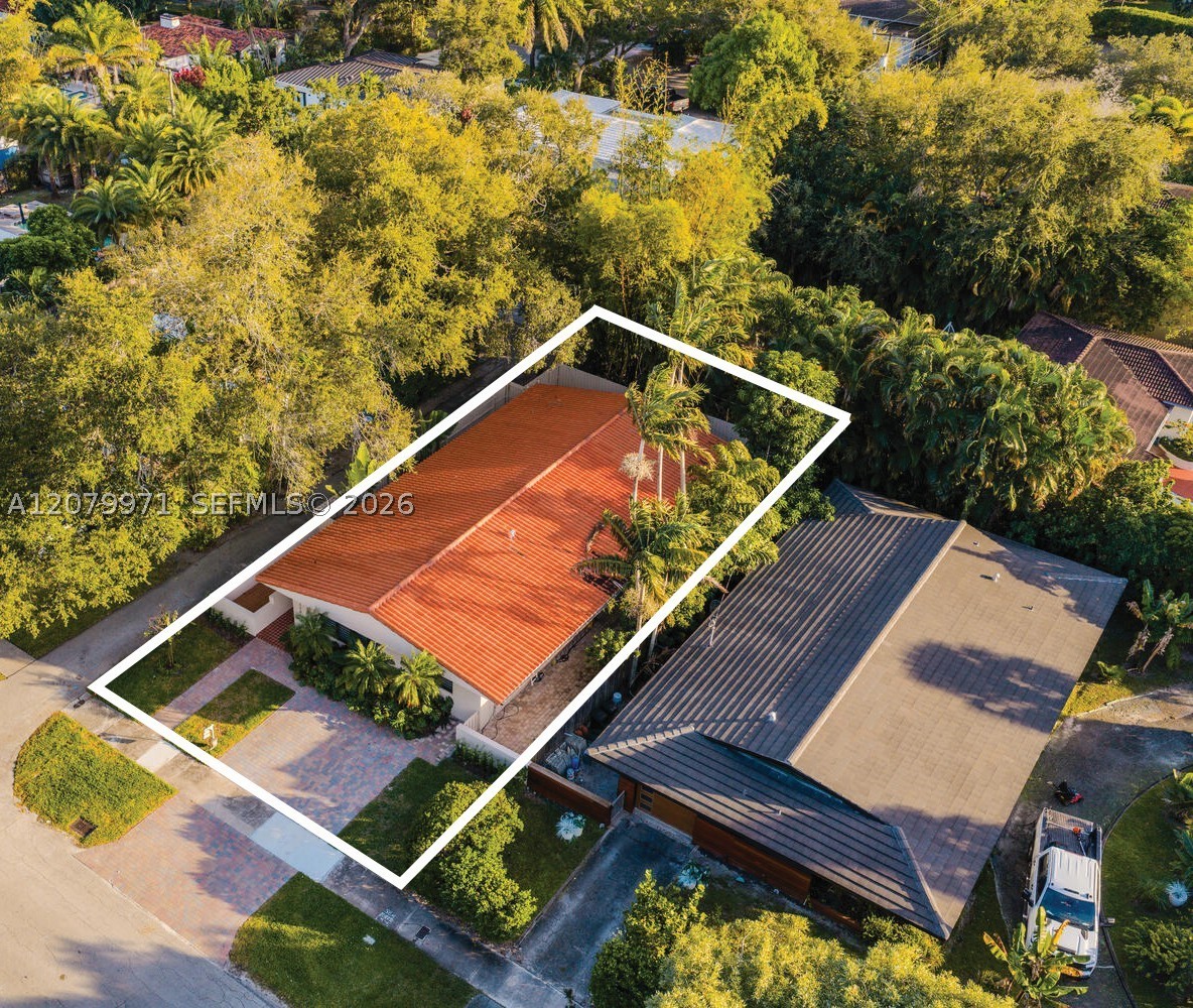 220 NE 105th St, Miami Shores FL 33138