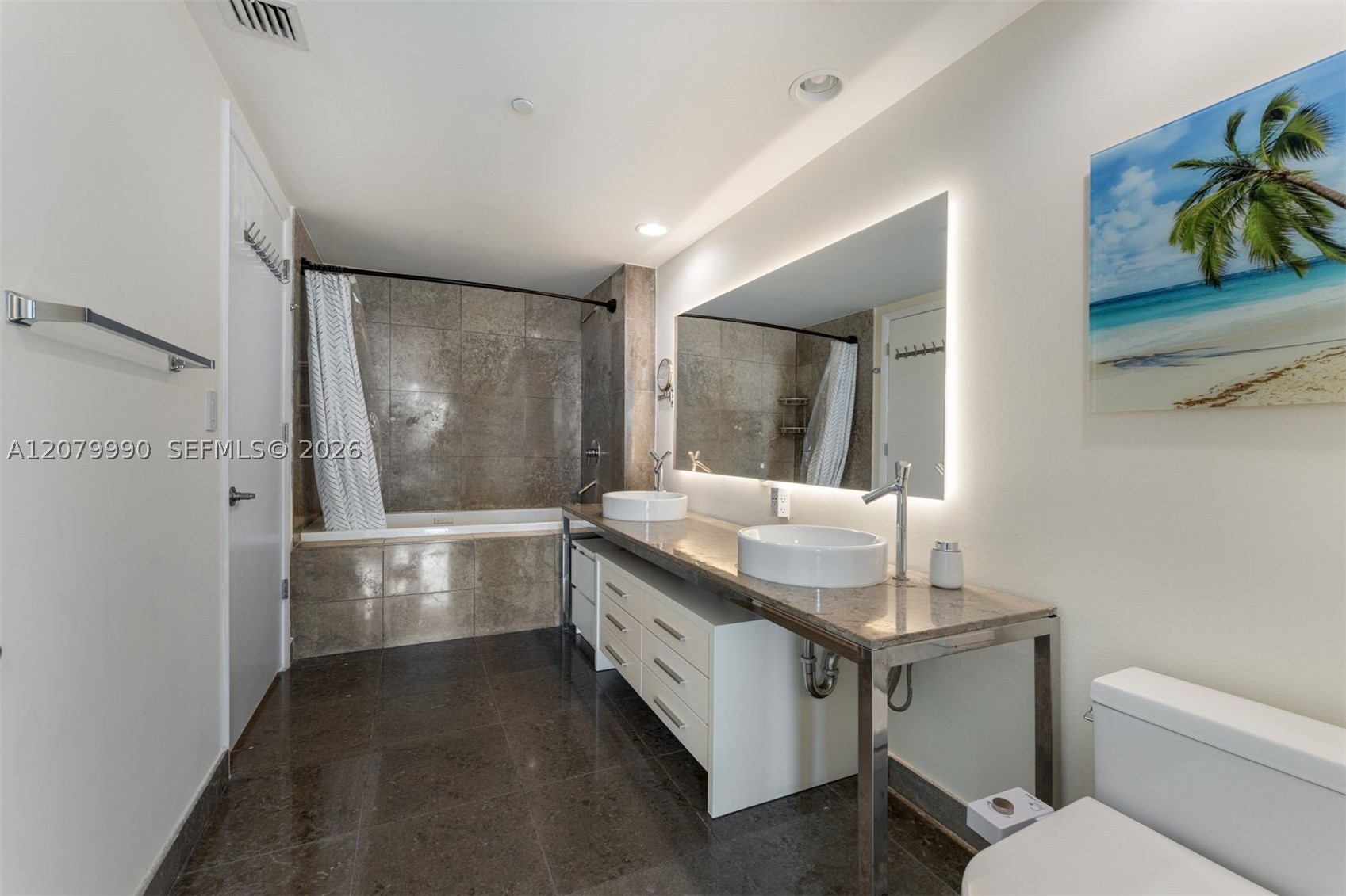 495 Brickell Ave #4709, Miami FL 33131