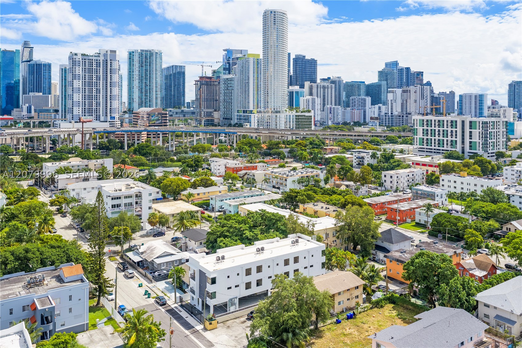 526 SW 2nd St #1, Miami FL 33130