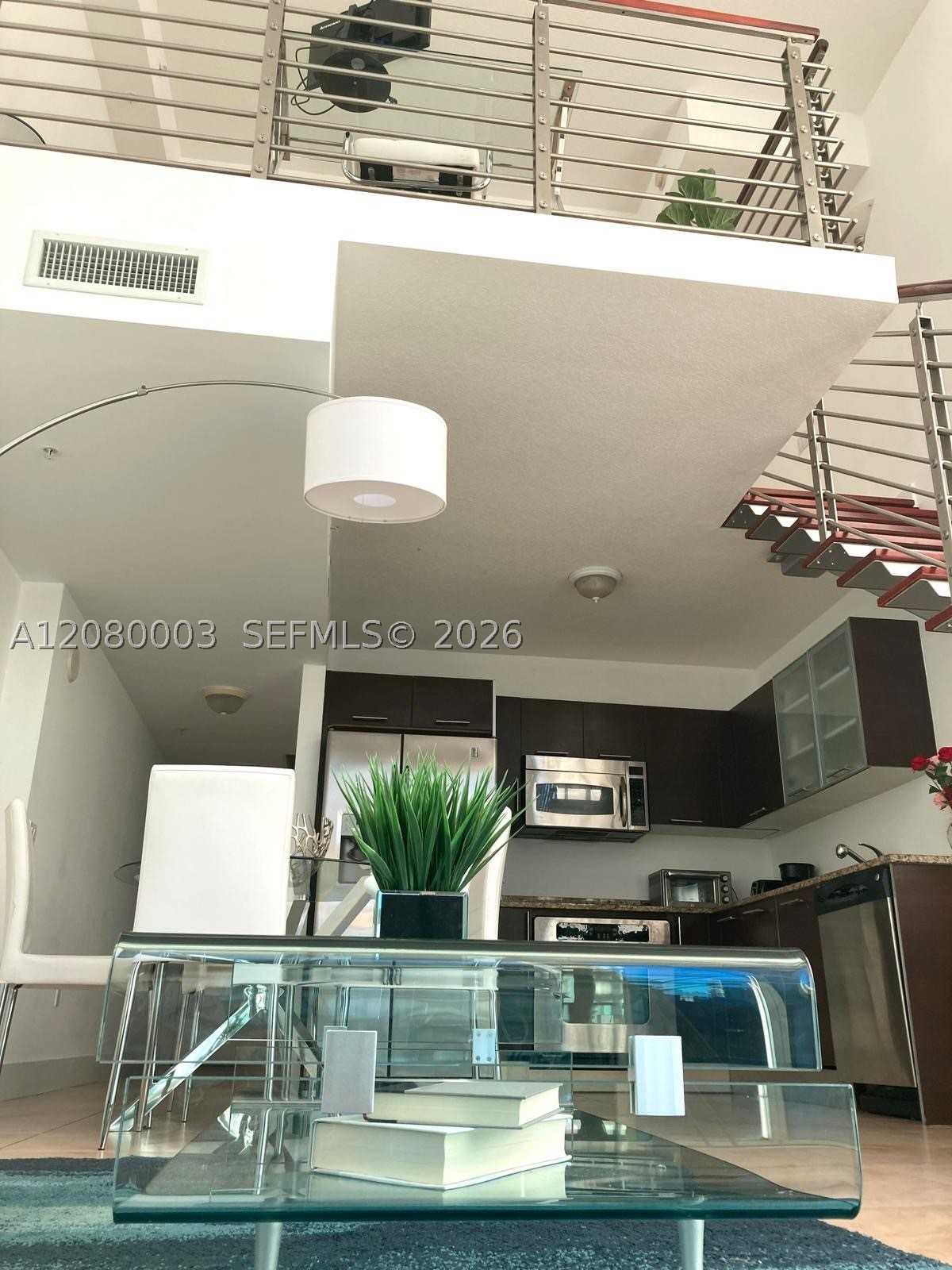 41 SE 5th St #1204, Miami FL 33131