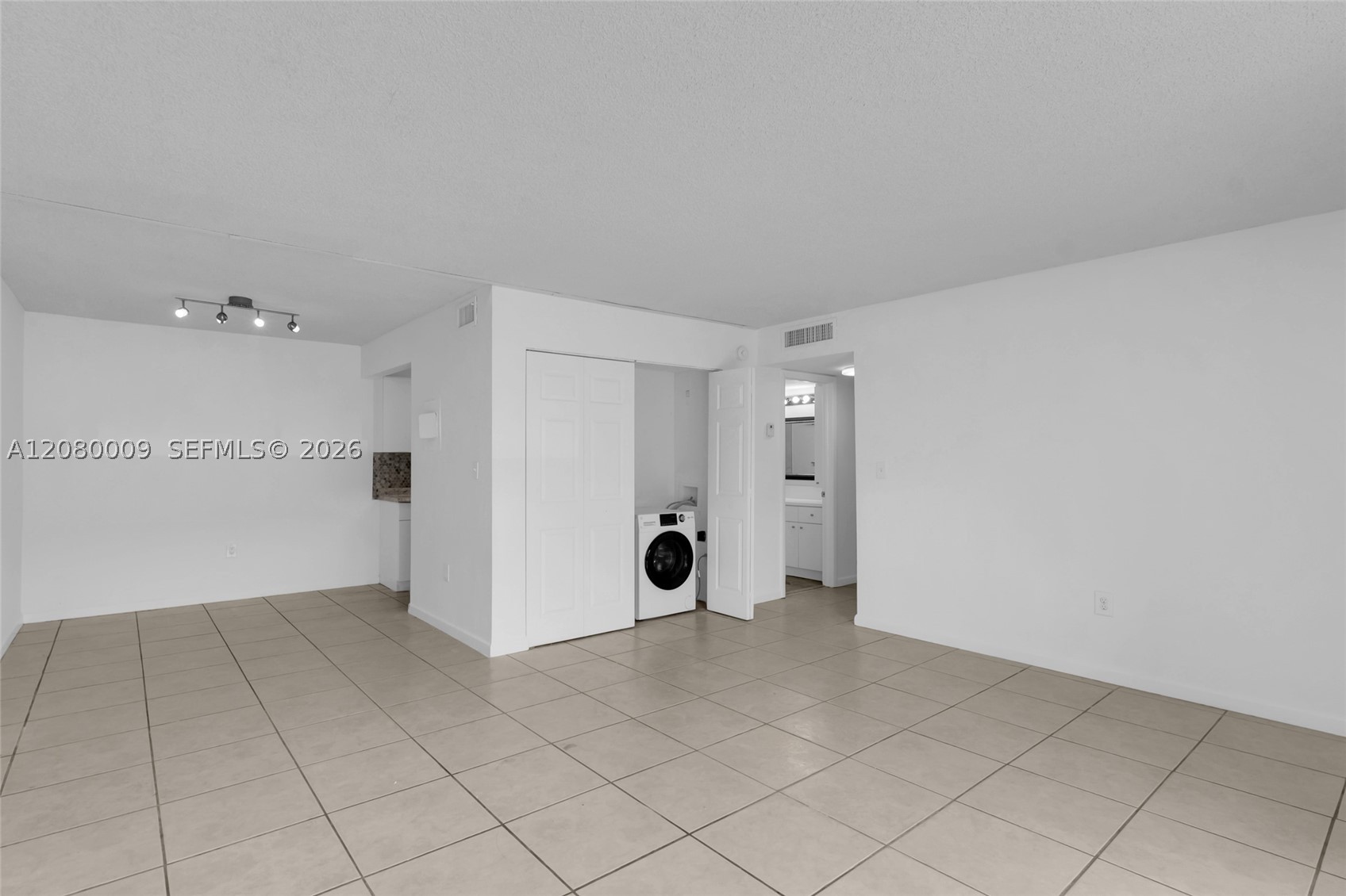 7100 Fairway Dr #K11, Miami Lakes FL 33014