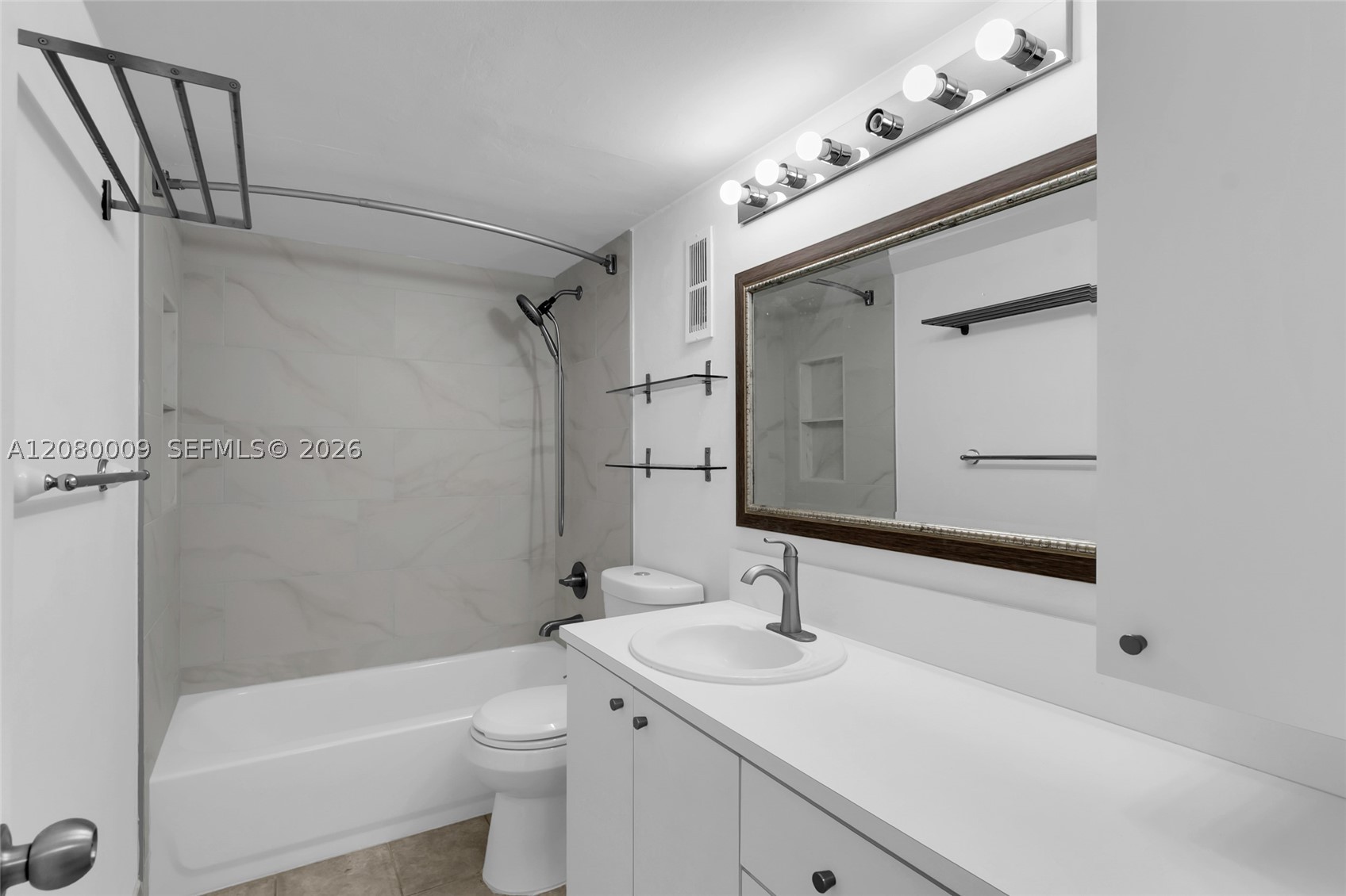 7100 Fairway Dr #K11, Miami Lakes FL 33014