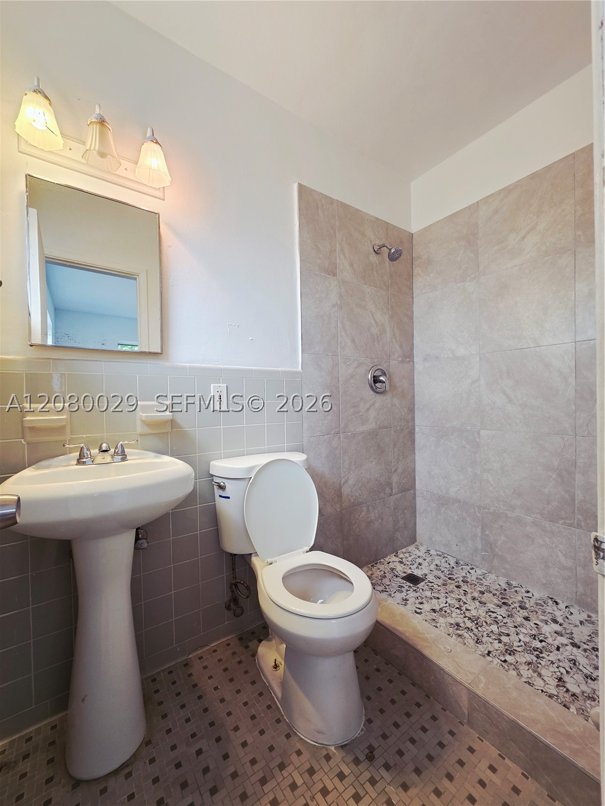 824 82nd St #1, Miami Beach FL 33141
