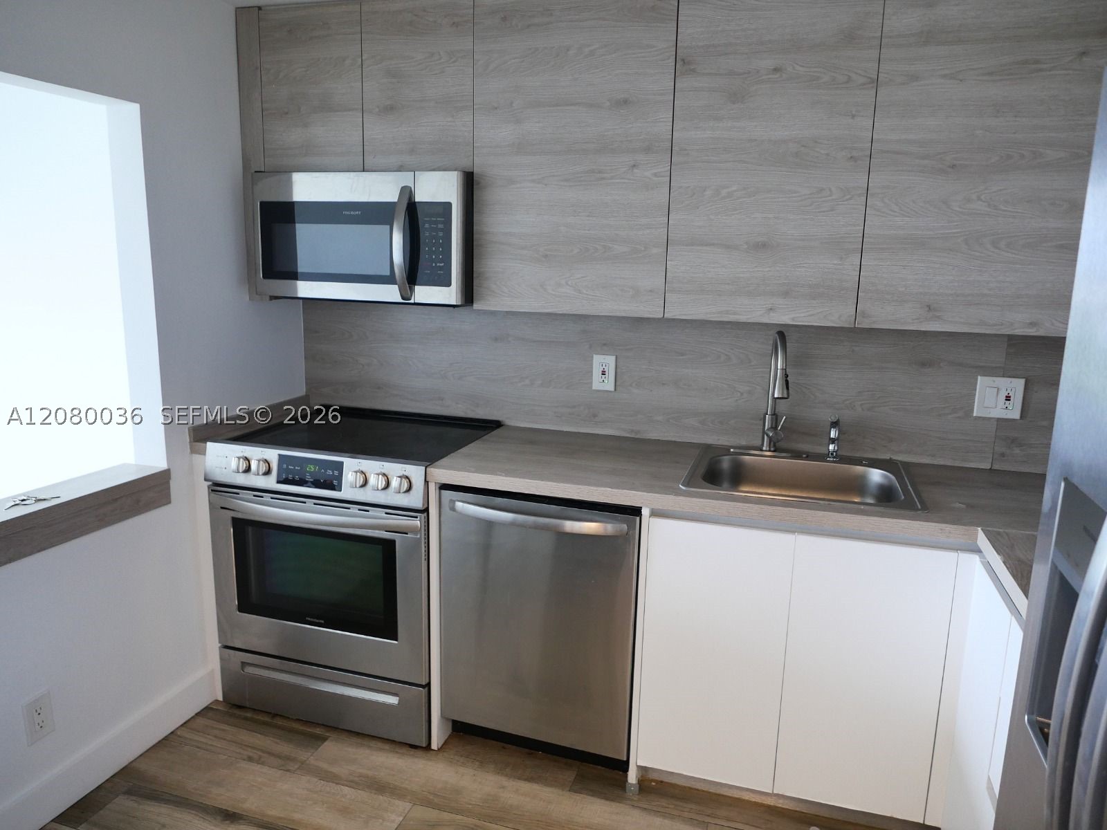13499 Biscayne Blvd #PH1701, North Miami FL 33181