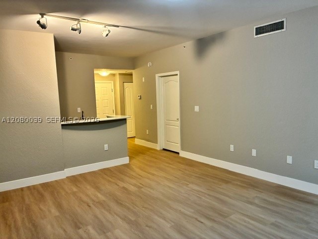 6001 SW 70th St #322, South Miami FL 33143