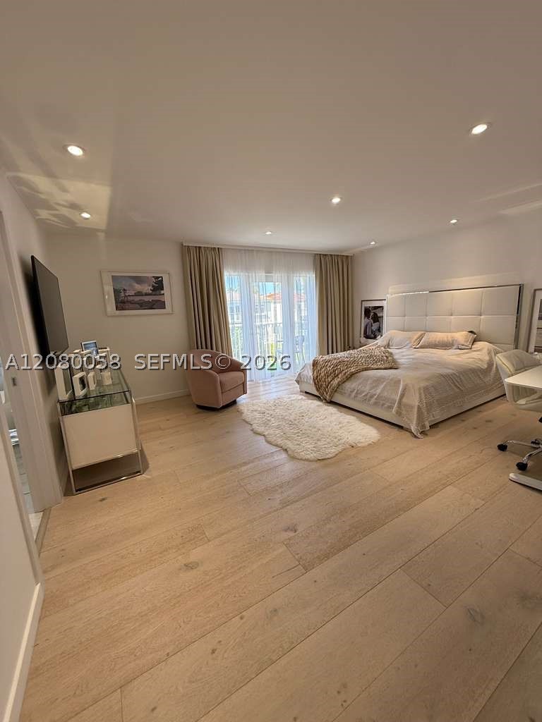 3123 NE 210th St, Aventura FL 33180