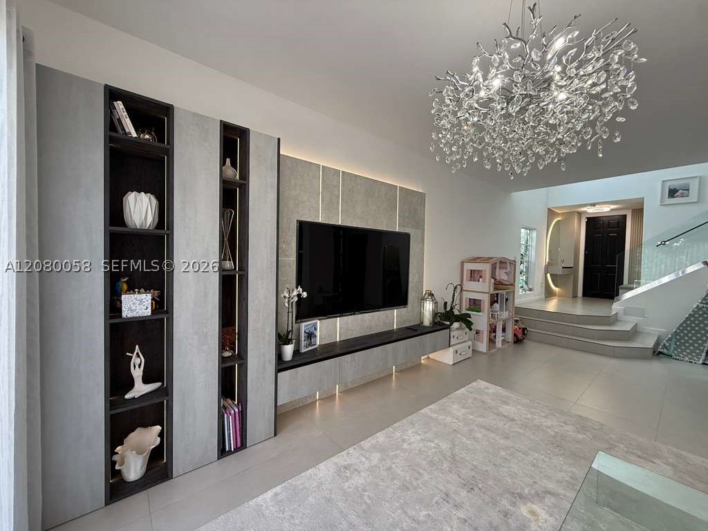 3123 NE 210th St, Aventura FL 33180