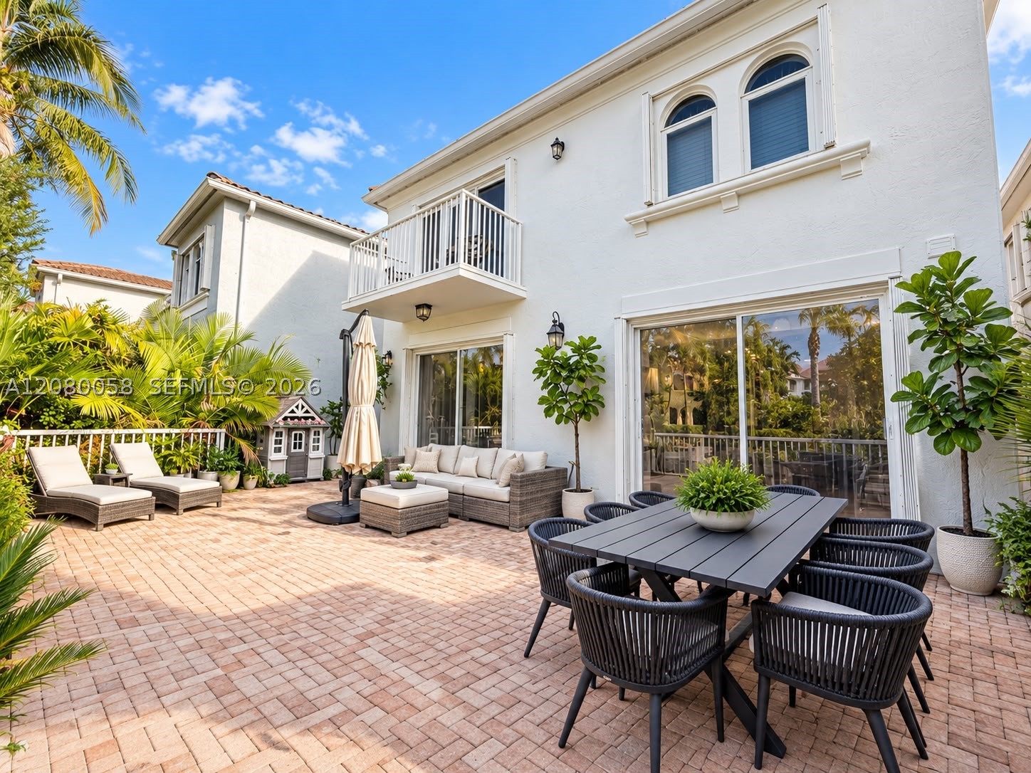 3123 NE 210th St, Aventura FL 33180