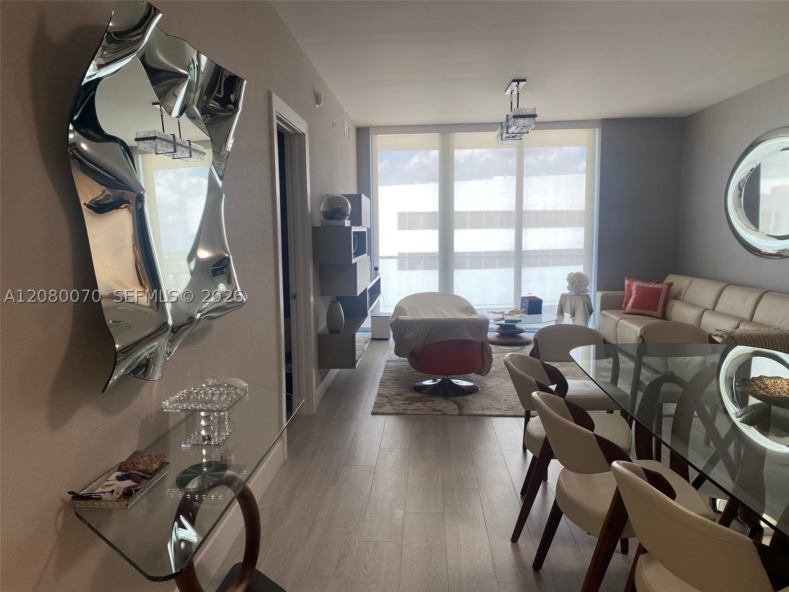 2960 NE 207th St #1005, Aventura FL 33180