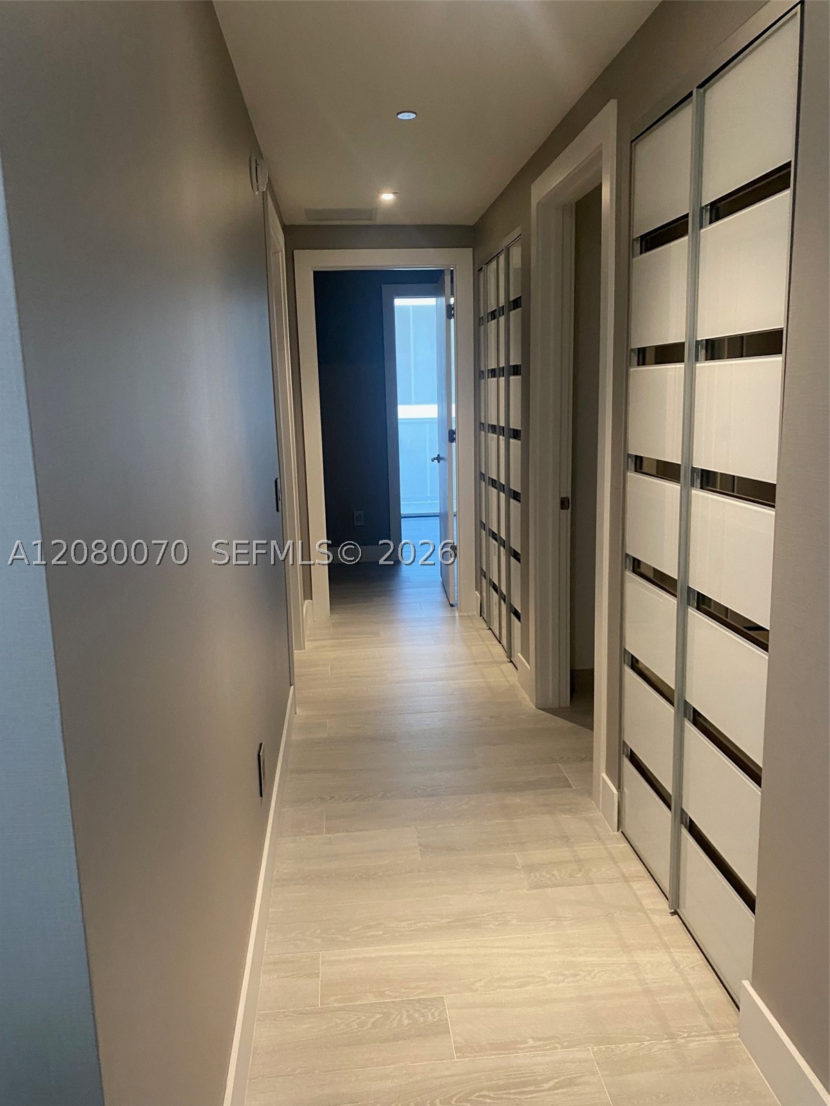 2960 NE 207th St #1005, Aventura FL 33180