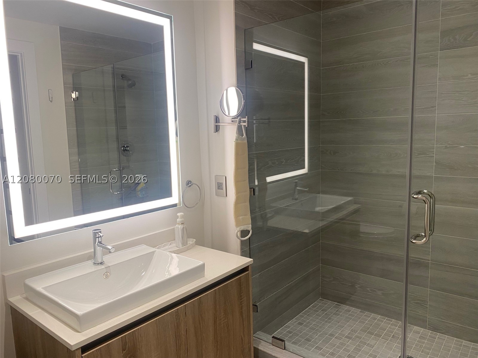 2960 NE 207th St #1005, Aventura FL 33180