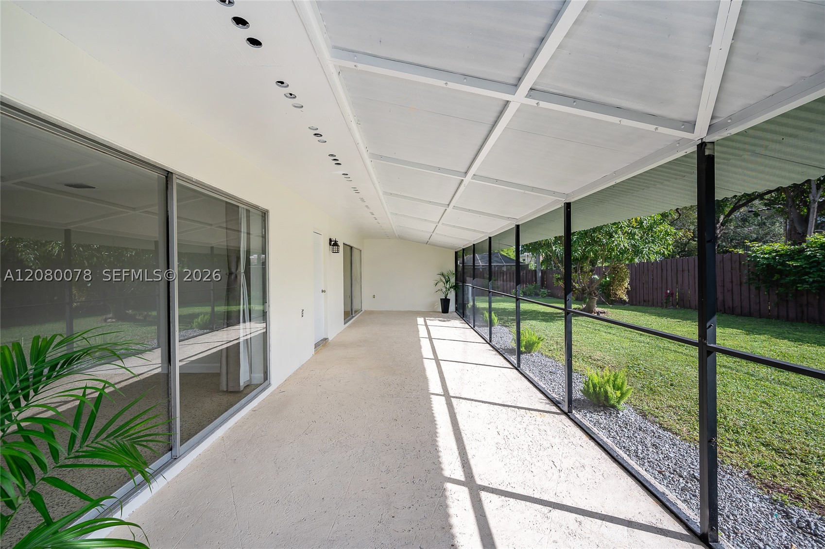 8810 SW 43rd Ter, Miami FL 33165