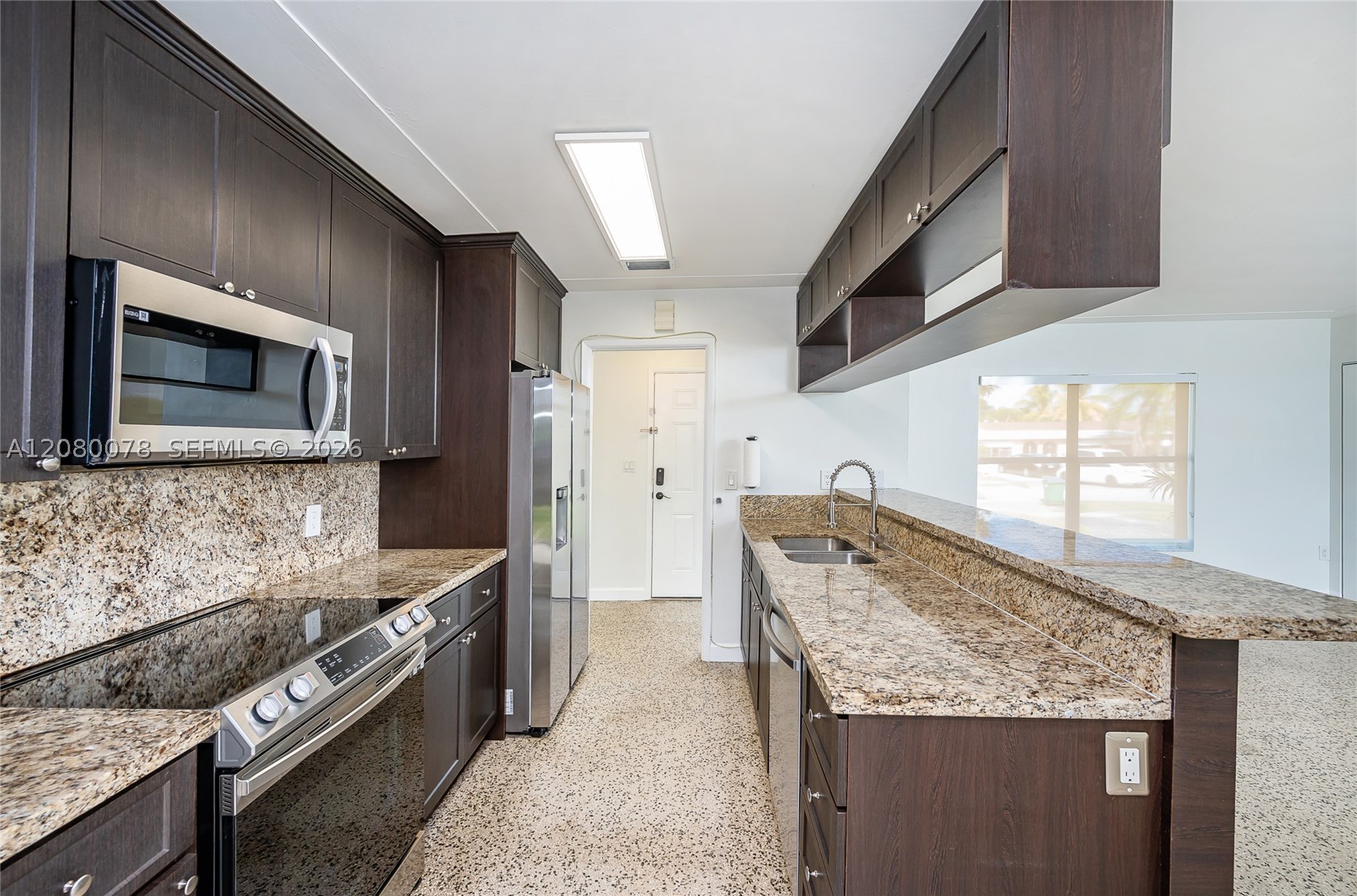 8810 SW 43rd Ter, Miami FL 33165