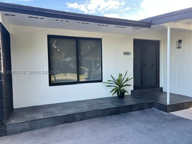 8810 SW 43rd Ter, Miami FL 33165