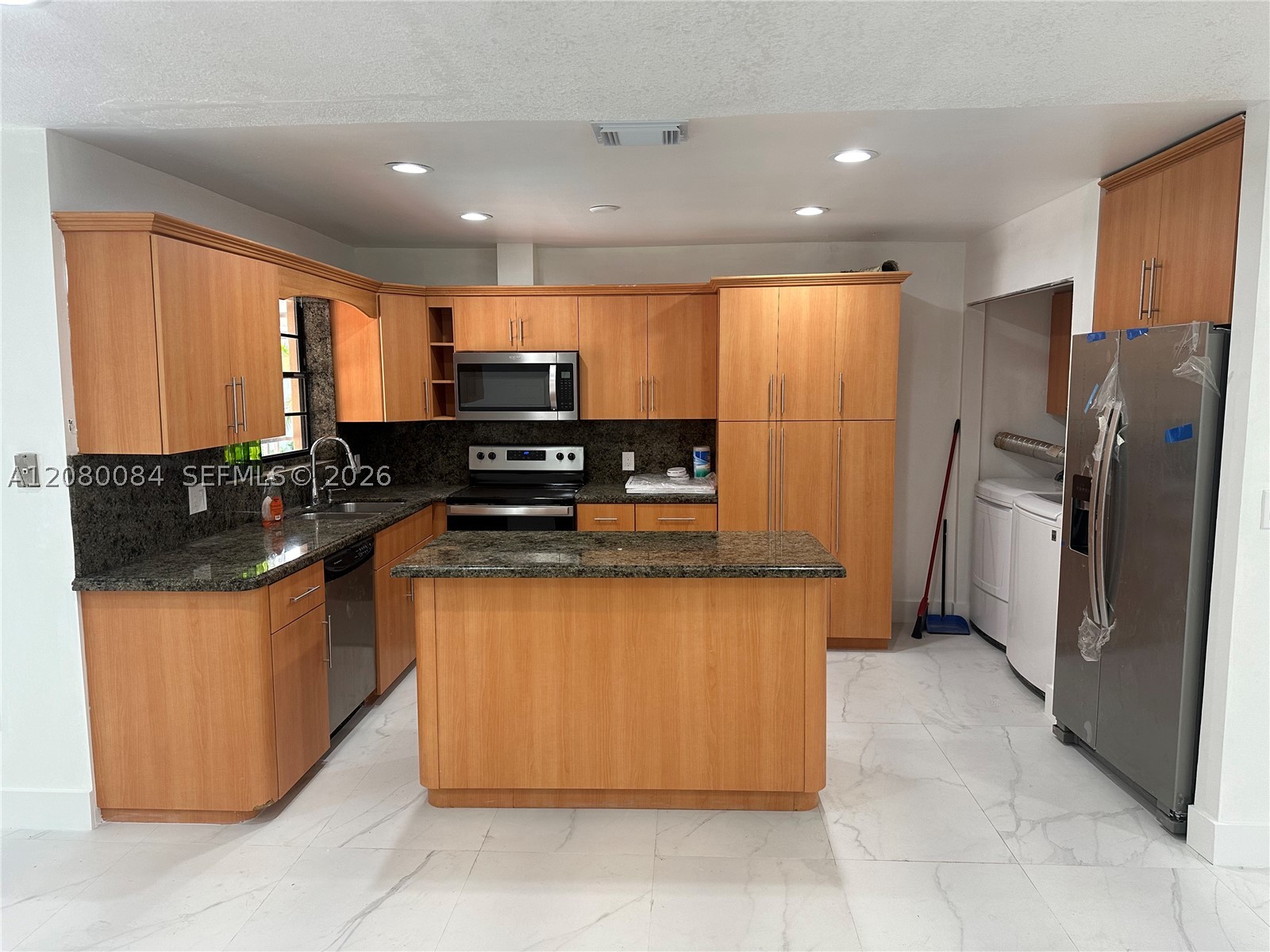 326 E 34th St, Hialeah FL 33013