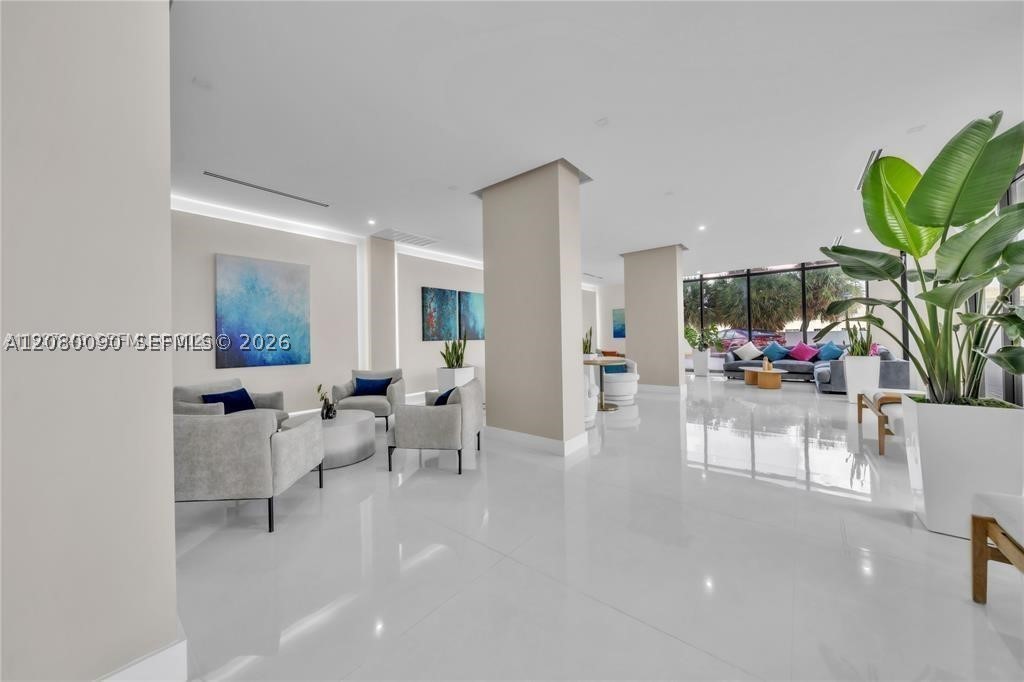 2401 S Ocean Dr #507, Hollywood FL 33019