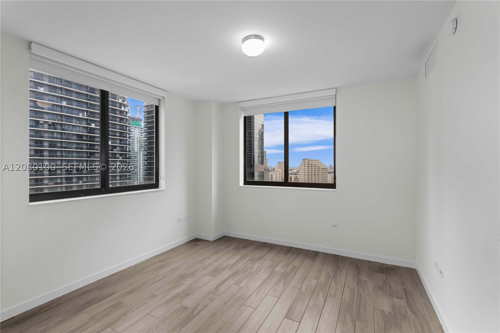 999 SW 1st Ave #3202, Miami FL 33130