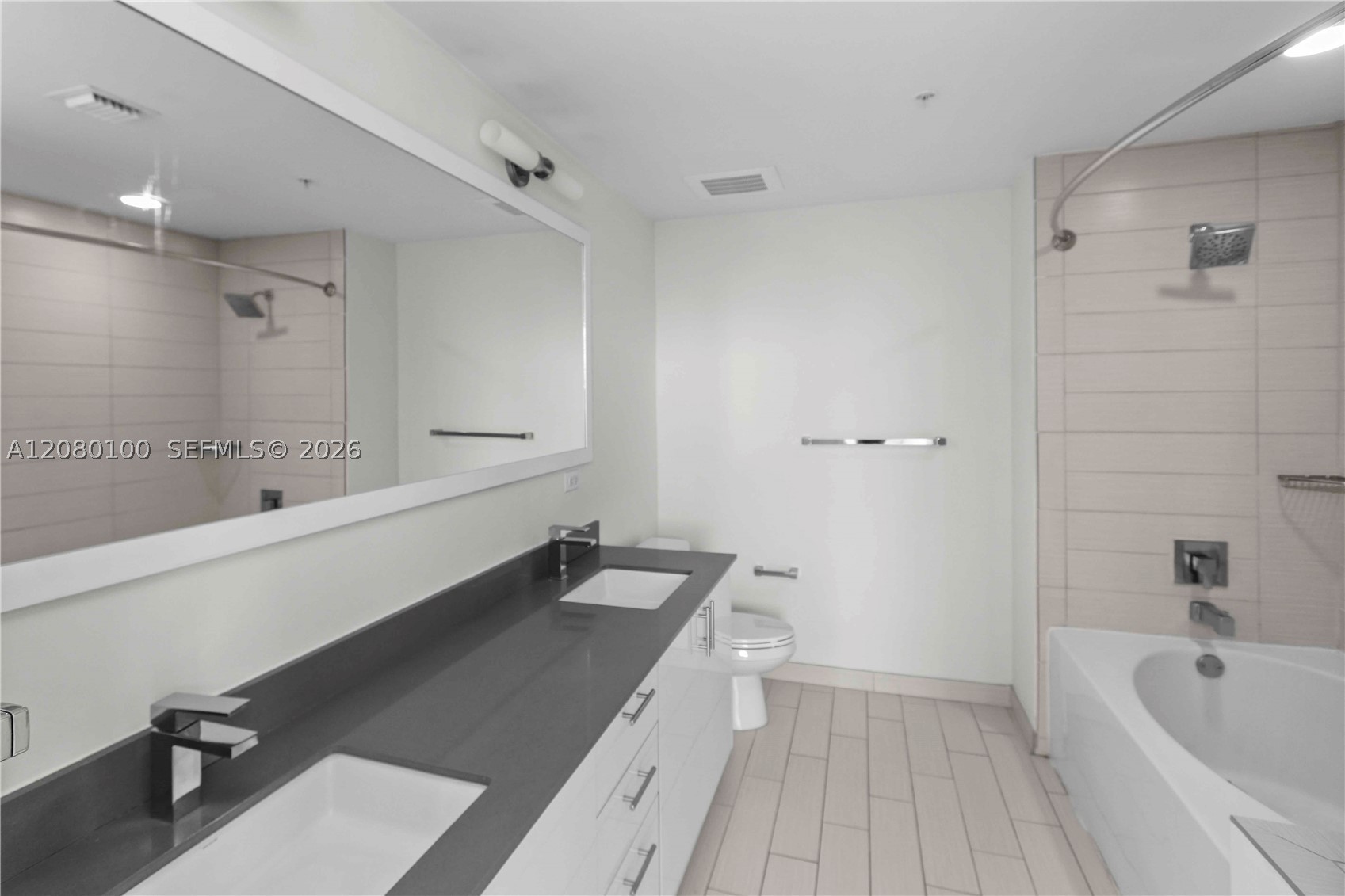 999 SW 1st Ave #3202, Miami FL 33130