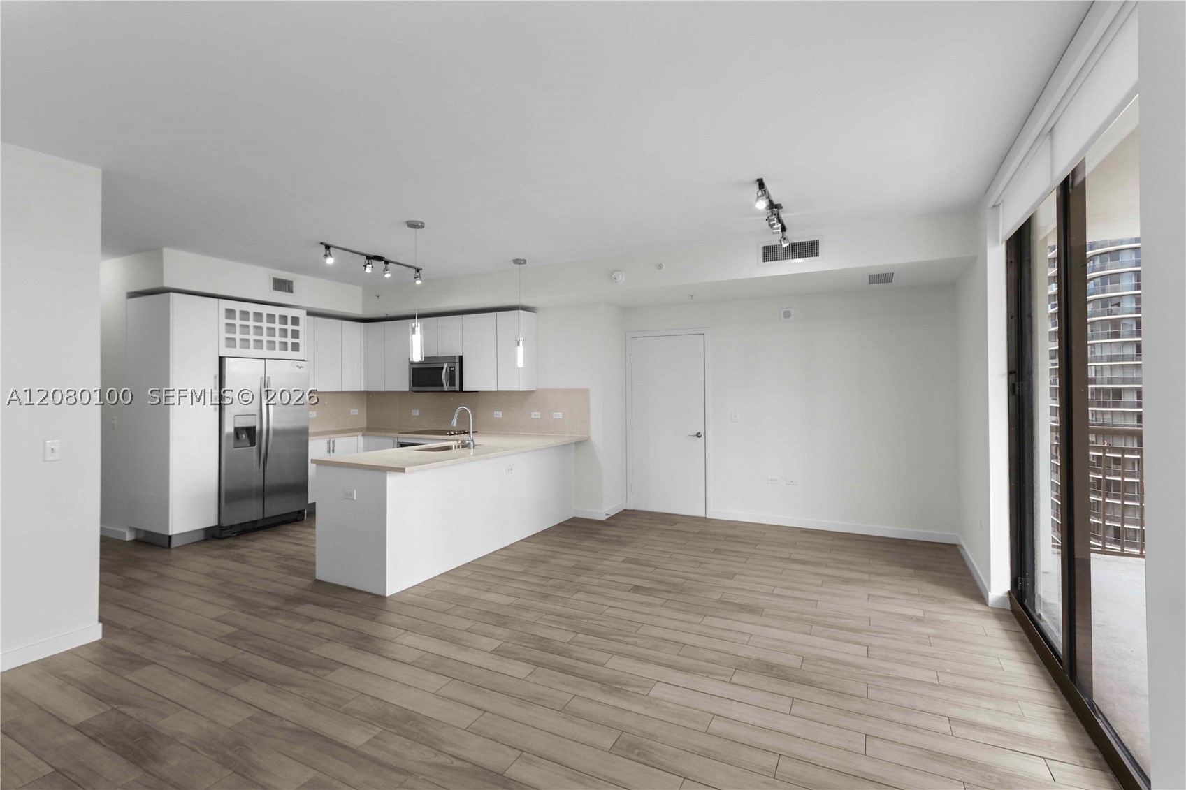 999 SW 1st Ave #3202, Miami FL 33130