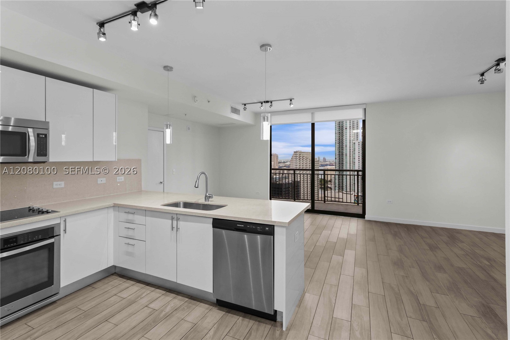 999 SW 1st Ave #3202, Miami FL 33130