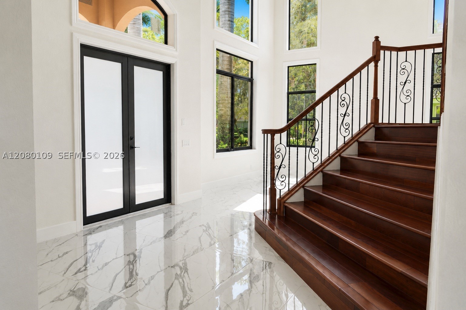 1672 Victoria Pointe Cir, Weston FL 33327