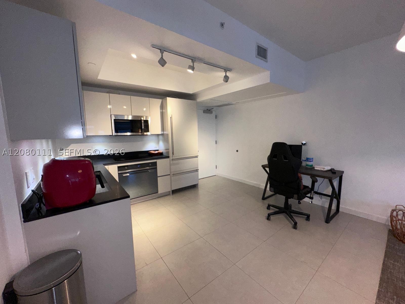 1010 Brickell Ave #4507, Miami FL 33131