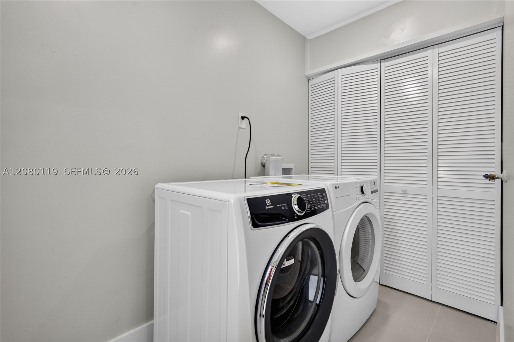 2216 SW 62nd Ave #0, Miami FL 33155