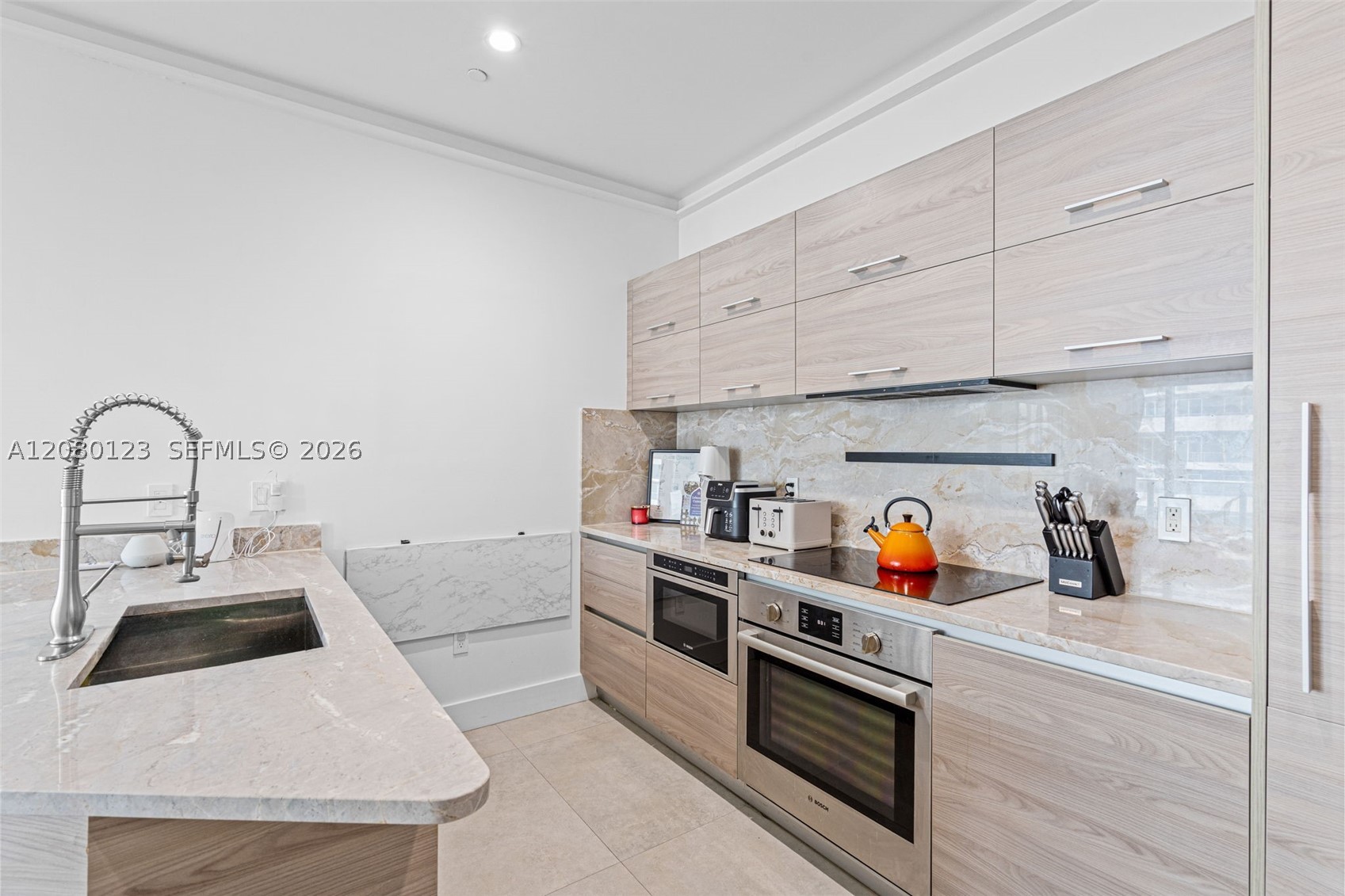 1300 S Miami Ave #PH5209, Miami FL 33130