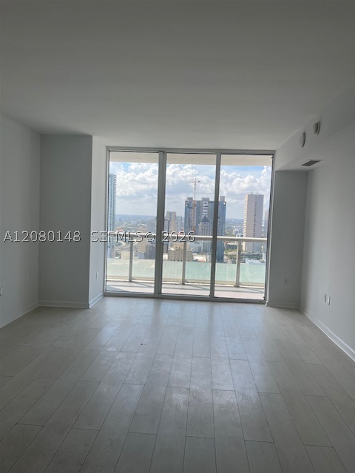 50 Biscayne Blvd #3407, Miami FL 33132