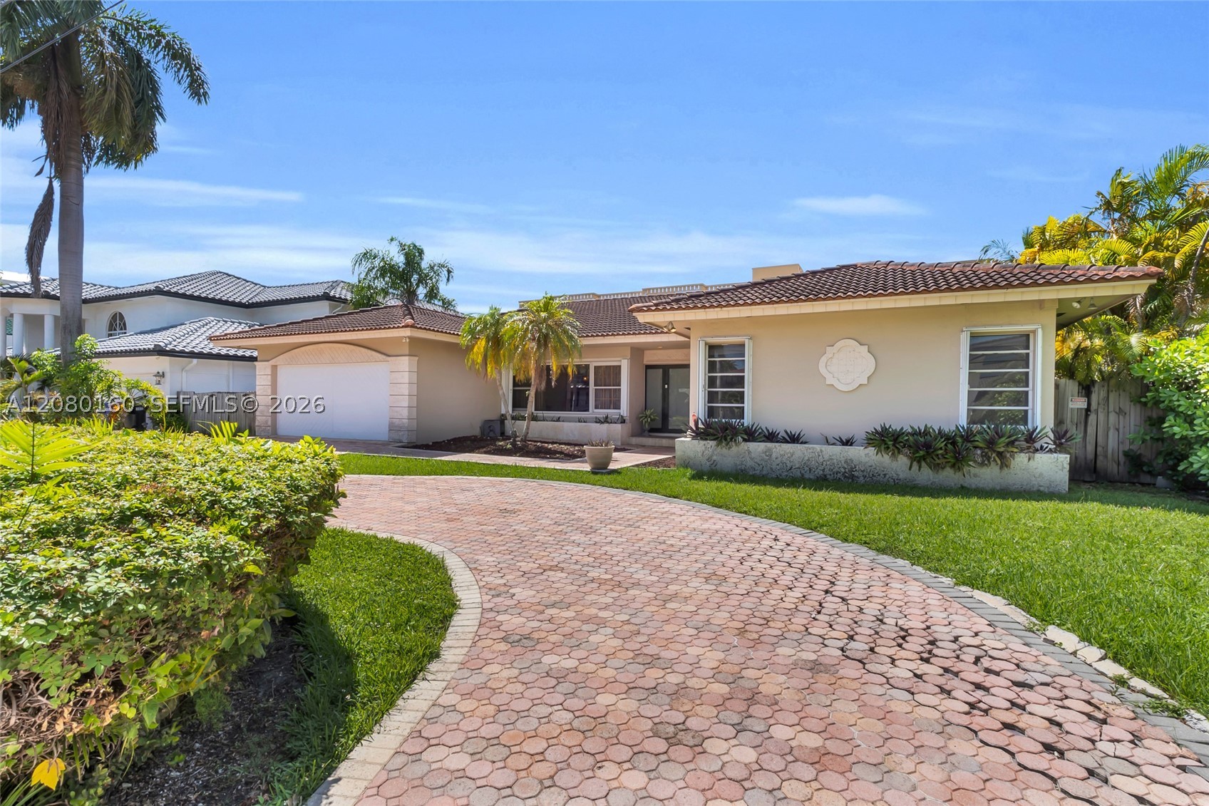 2930 NE 164th St, North Miami Beach FL 33160