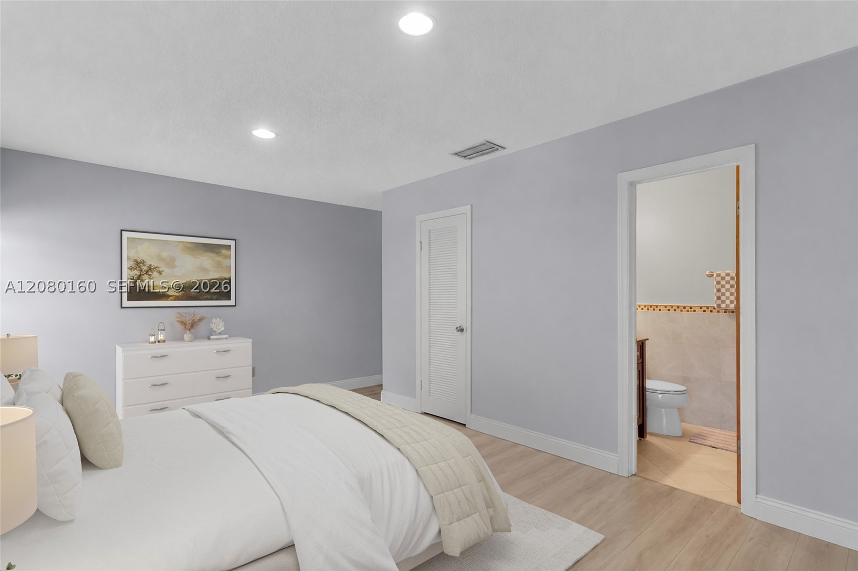 2930 NE 164th St, North Miami Beach FL 33160
