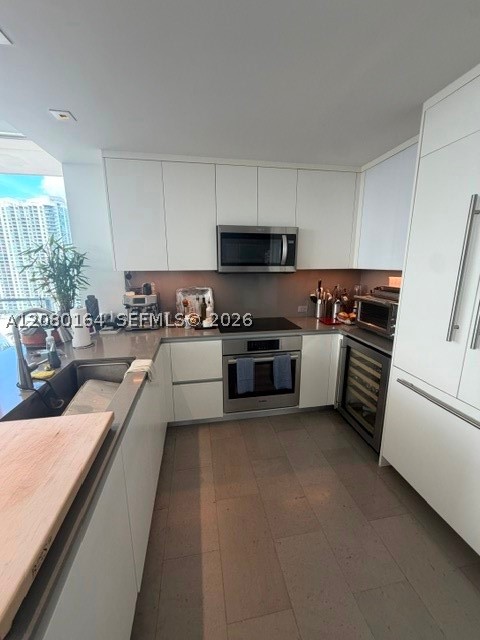 68 SE 6th St #1912, Miami FL 33131