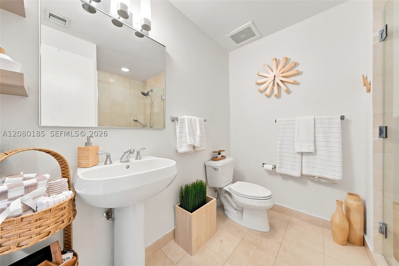 1050 Brickell Ave #214, Miami FL 33131