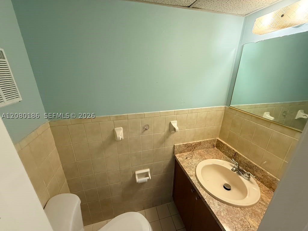 5391 W 22nd Ct #205, Hialeah FL 33016