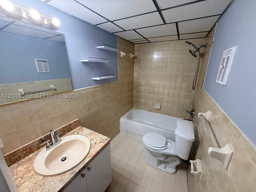 5391 W 22nd Ct #205, Hialeah FL 33016