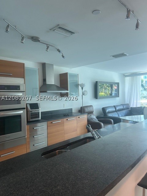 2950 NE 188th St #247, Aventura FL 33180