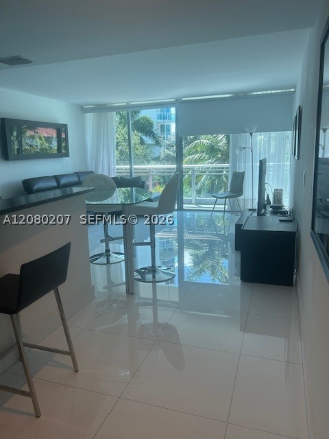 2950 NE 188th St #247, Aventura FL 33180